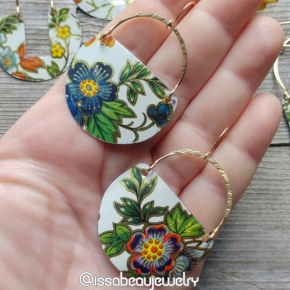 issabeau jewelry Jewelry - 💐Magical Garden Tin, Brass & Gold